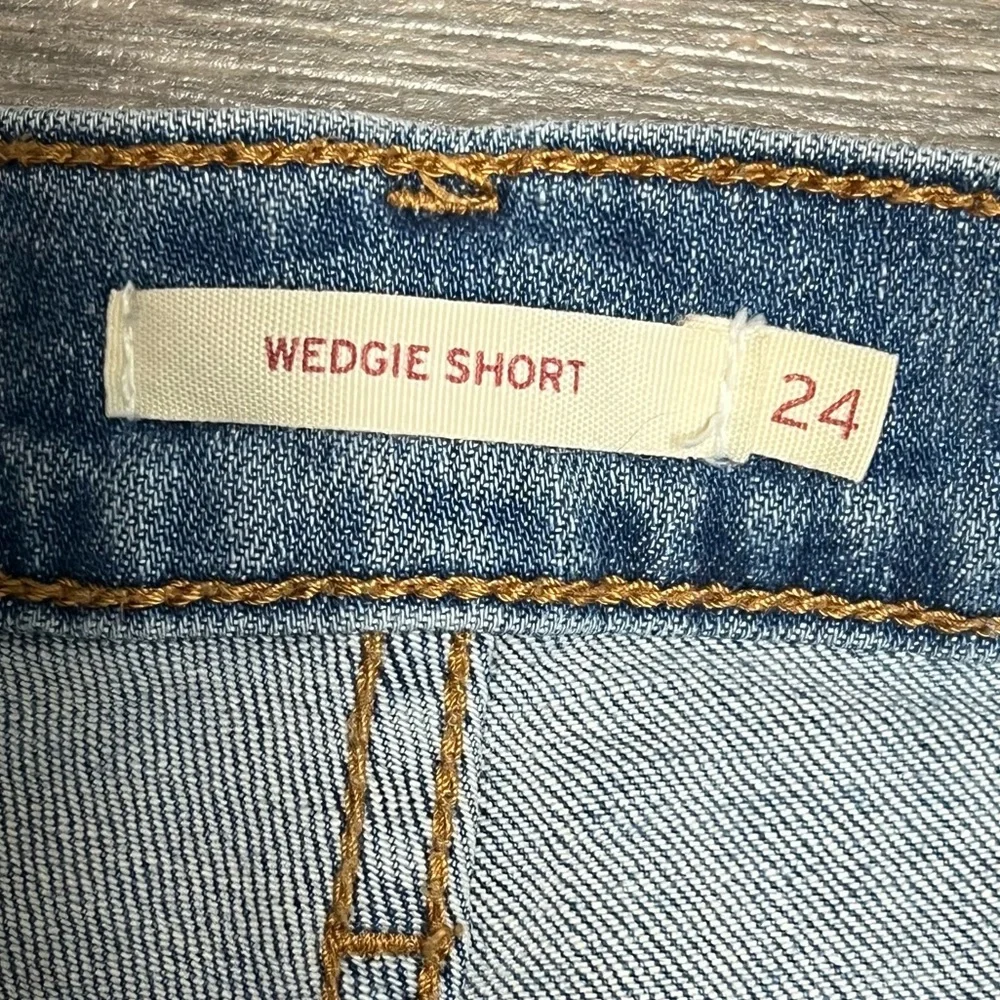 Levi’s High Rise Wedgie Short Size 24 Button Fly Cuffed Stretch - Picture 12 of 16